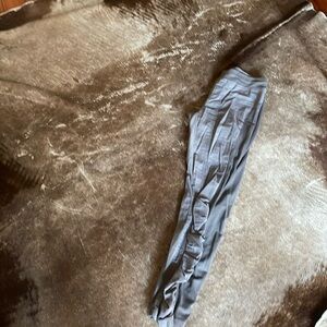 Wearables grey leggings.